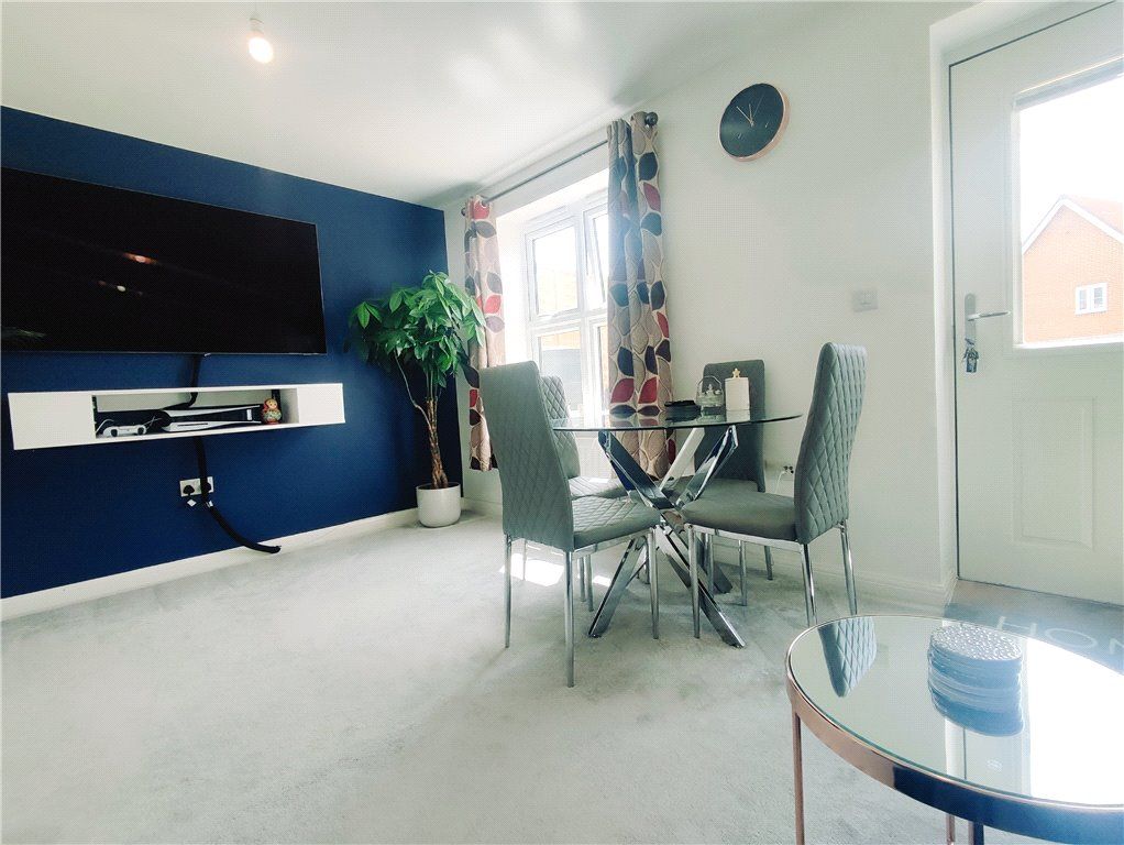 2 bed semi-detached house for sale in Geranium Drive, Worthing, West Sussex BN13, £252,000