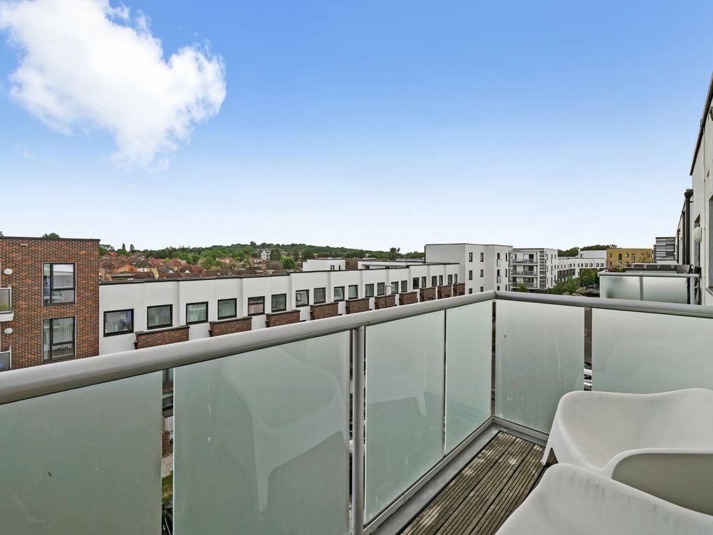 1 bed flat for sale in Williams Way, Wembley, Middlesex HA0, £77,500