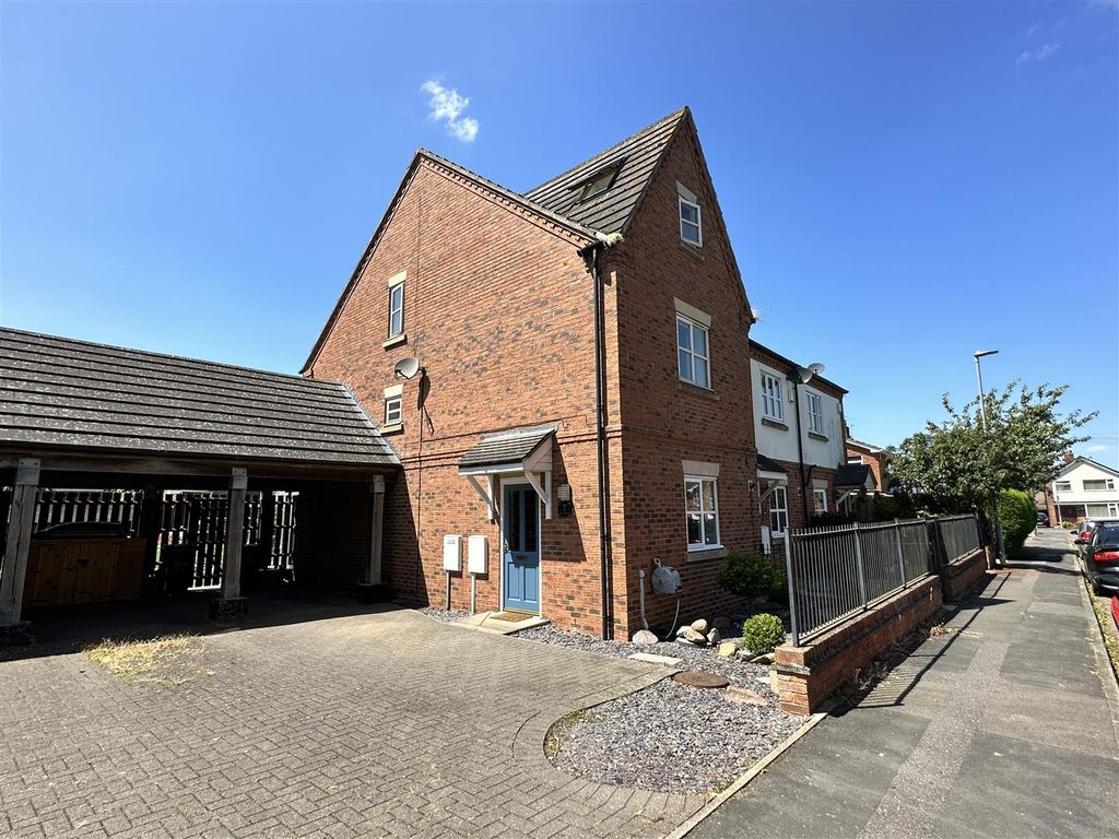 3 bed town house for sale in Buddon Court, Linden Grove, Mountsorrel LE12, £290,000