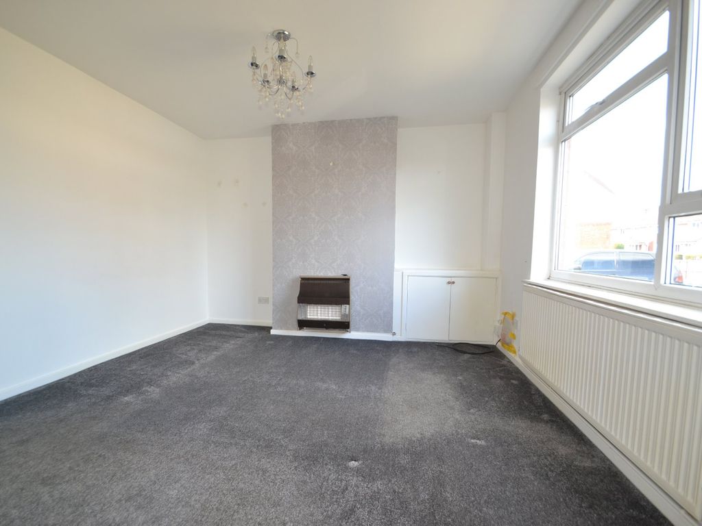 3 bed semi-detached house for sale in Meadow Road, Newport TF10, £215,000
