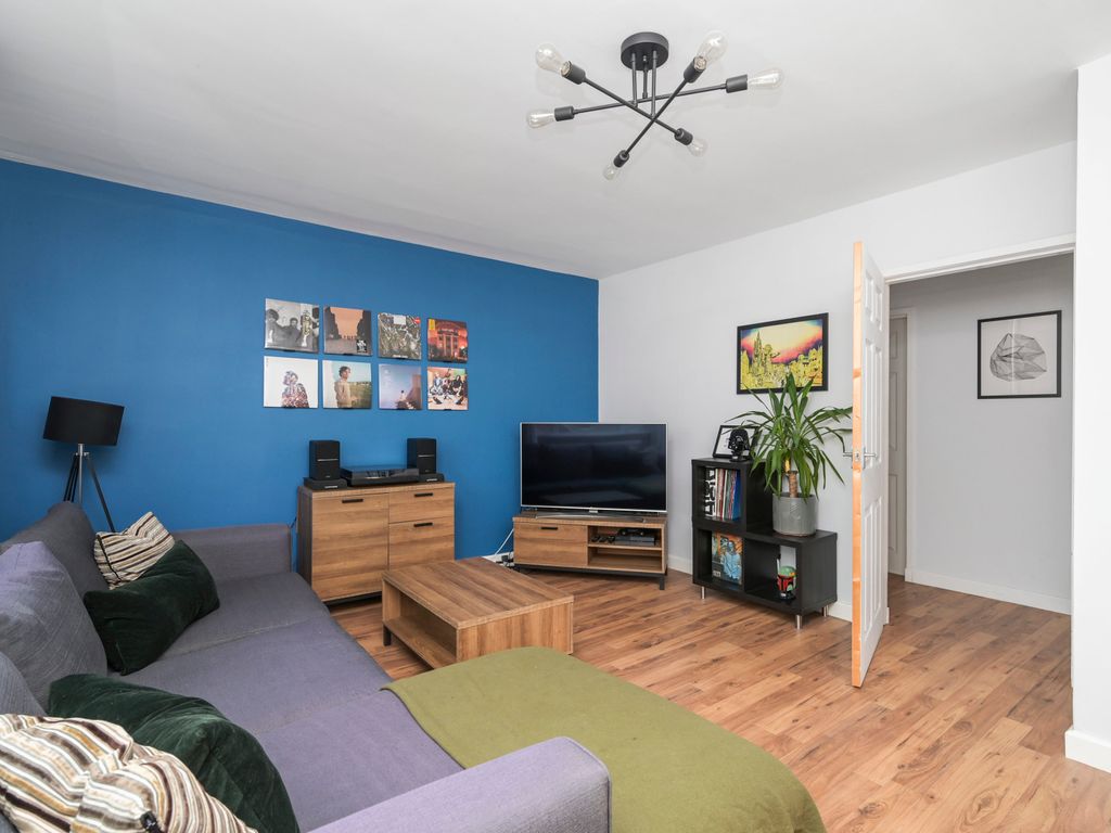 3 bed flat for sale in 115 Waverley Crescent, Bonnyrigg EH19, £145,000