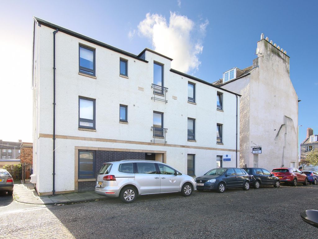 1 bed flat for sale in Duke Street, Dalkeith EH22, £125,000