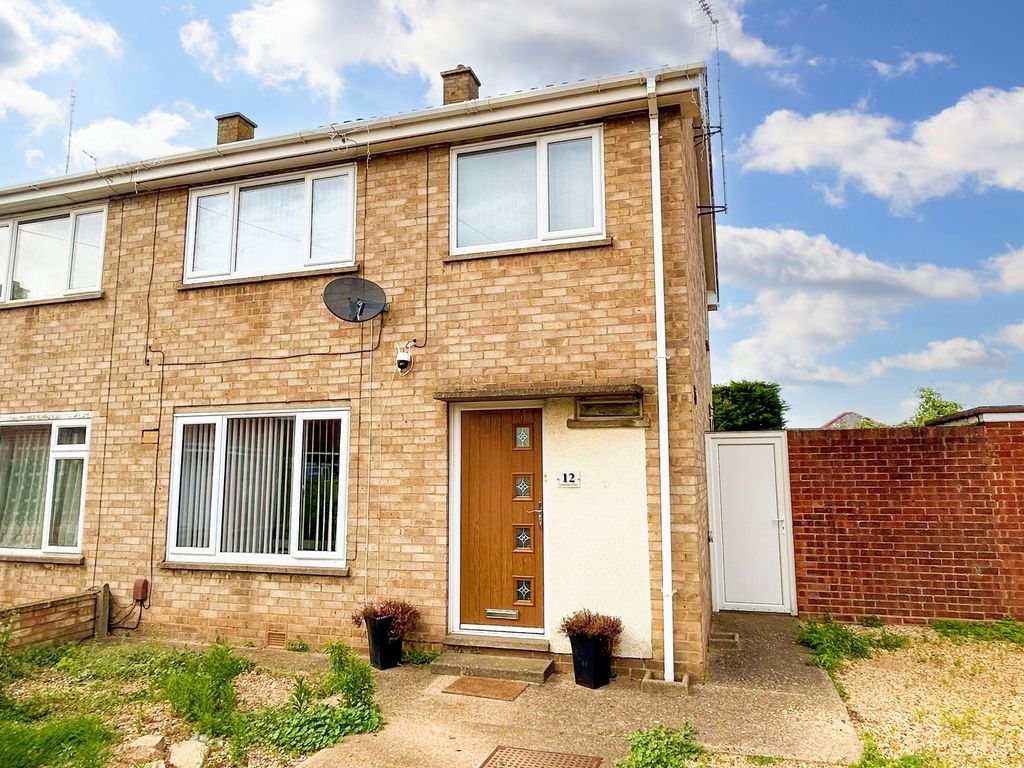 3 bed semi-detached house for sale in Laburnum Close, Wisbech PE13, £215,000