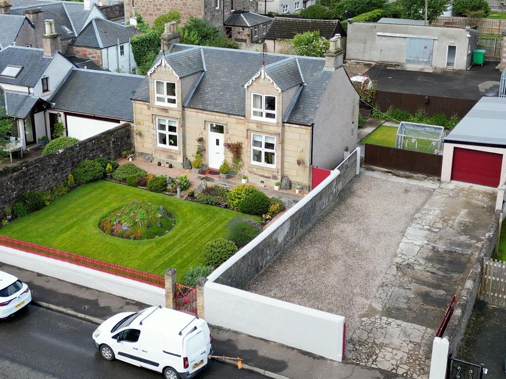 4 bed property for sale in George Street, Blairgowrie PH10, £280,000