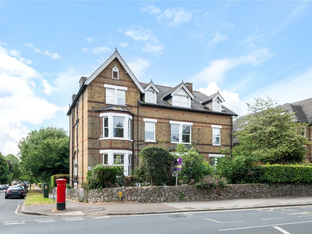 2 bed flat for sale in Widmore Road, Bromley, Kent BR1, £300,000