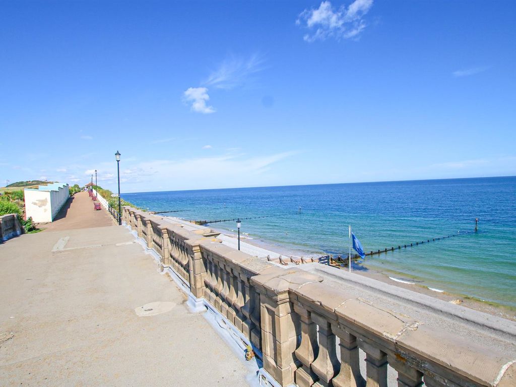 1 bed flat for sale in St. Nicholas Place, Sheringham NR26, £200,000