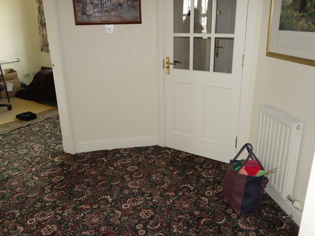 2 bed bungalow for sale in Auchlochan, Lanark ML11, £188,000