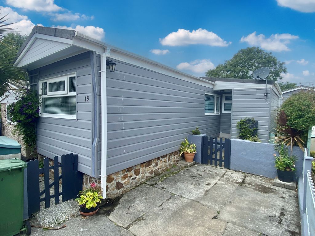 2 bed bungalow for sale in Eastern Green Park One, Eastern Green, Penzance TR18, £115,000