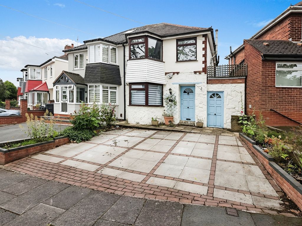 3 bed semi-detached house for sale in Charlbury Crescent, Yardley, Birmingham B26, £210,000