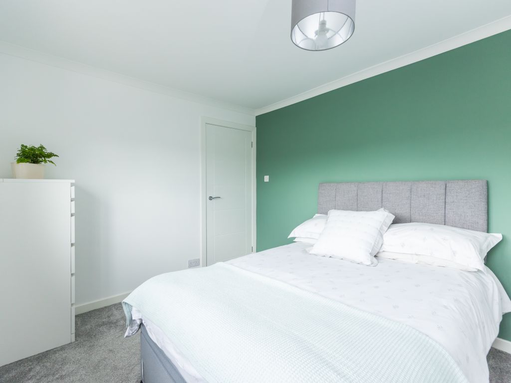 2 bed property for sale in 8 Hazel Drive, Bonnyrigg EH19, £190,000