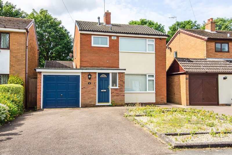 3 bed detached house for sale in St. Annes Close, Chasetown, Burntwood WS7, £295,000