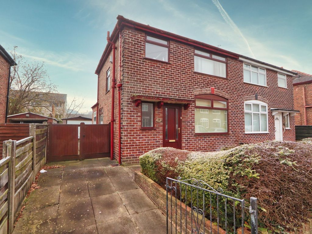 3 bed semi-detached house for sale in Lyndhurst Avenue, Irlam M44, £179,995
