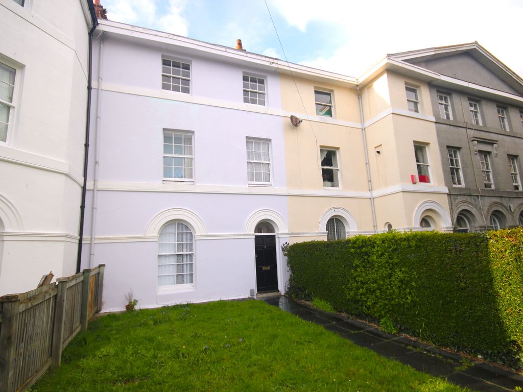 1 bed flat for sale in Wyndham Square, Plymouth PL1, £100,000