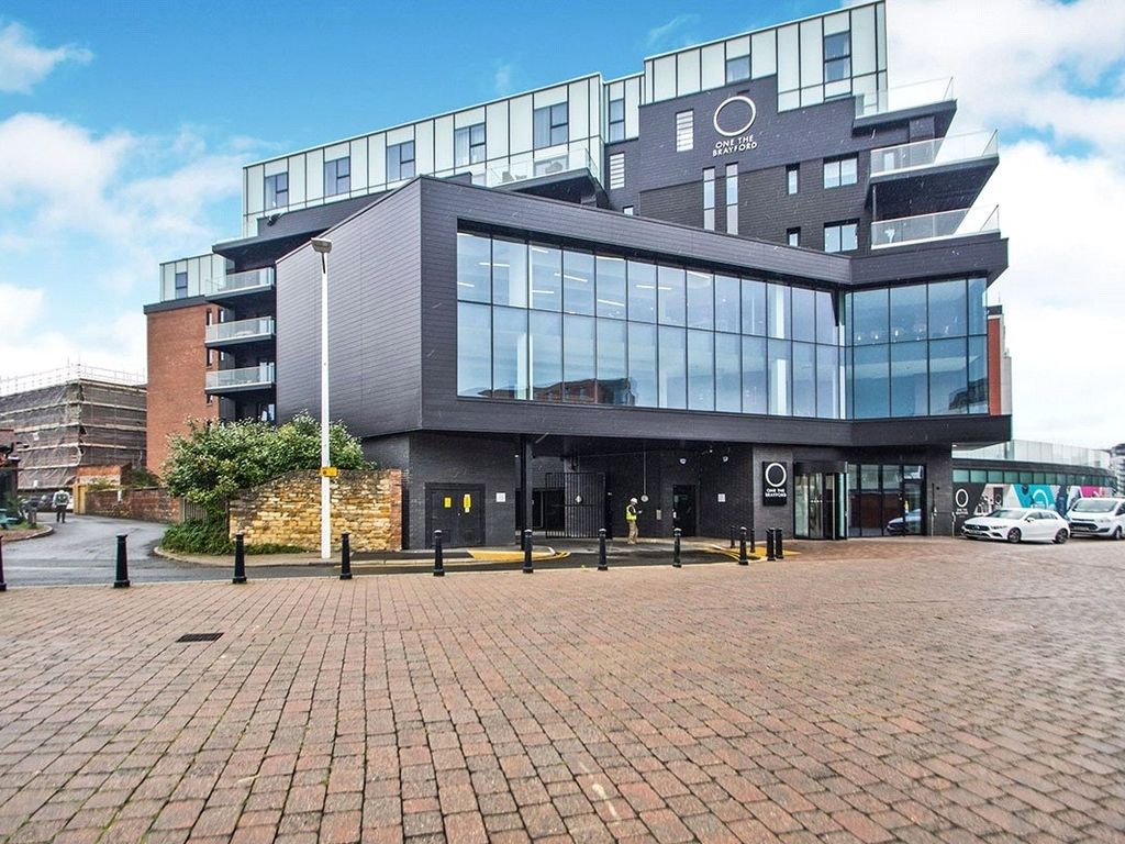 2 bed flat for sale in Brayford Wharf North, Lincoln, Lincolnshire LN1, £210,000