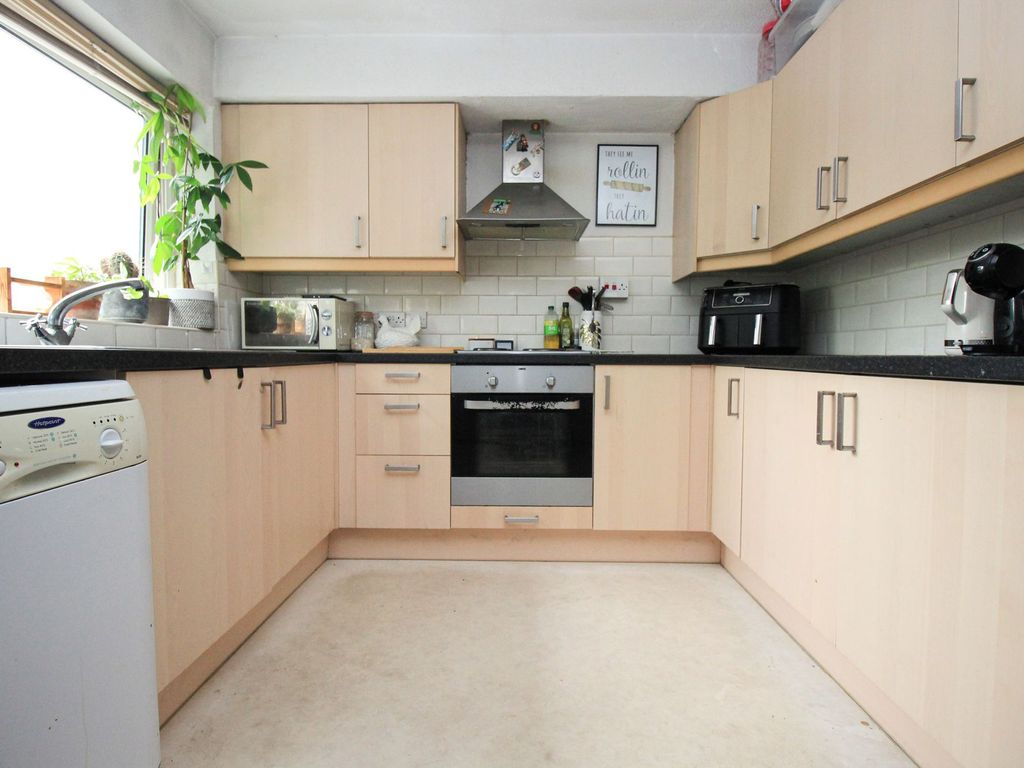 1 bed flat for sale in Wood Close, Sholing SO19, £110,000