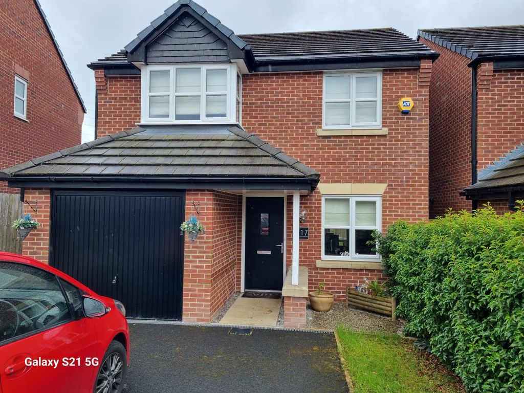 3 bed detached house for sale in Cotton Meadows, Bolton BL1, £300,000