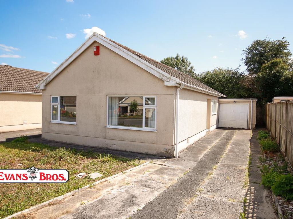 3 bed bungalow for sale in Cilddewi Park, Johnstown, Carmarthen SA31, £162,500
