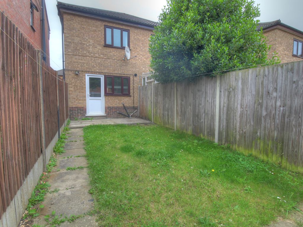 2 bed semi-detached house for sale in Malthouse Court, Dereham NR20, £125,000