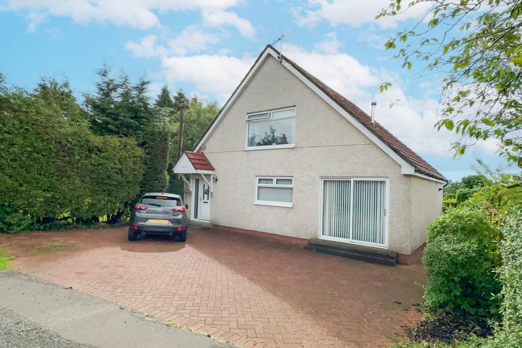 4 bed property for sale in Norview, Cochno Road, Hardgate G81, £275,000