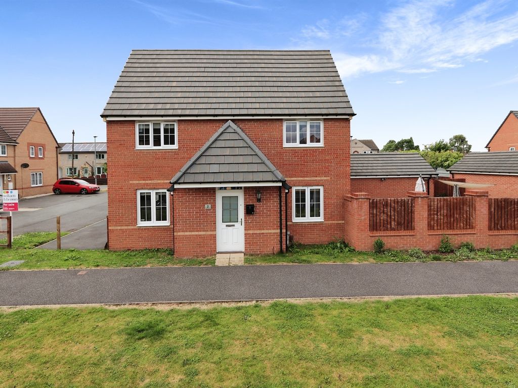 3 bed detached house for sale in Beckwith Grove, Thurcroft, Rotherham S66, £240,000