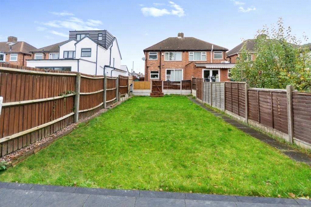 3 bed semi-detached house for sale in Jillcot Road, Solihull, West Midlands B92, £260,000