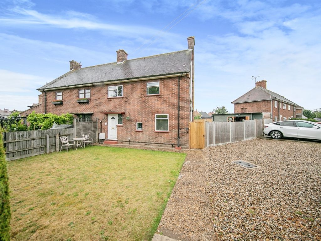 3 bed semi-detached house for sale in Harwich Road, Mistley, Manningtree CO11, £325,000