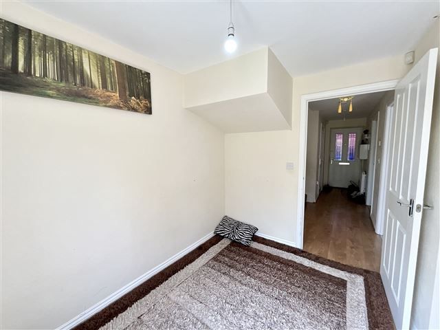 4 bed end terrace house for sale in Robinson Avenue, Darnall, Sheffield S9, £175,000