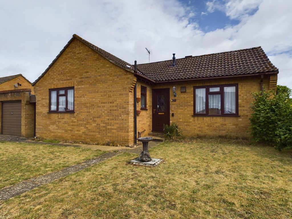 2 bed detached bungalow for sale in St James Drive, Downham Market PE38, £249,995