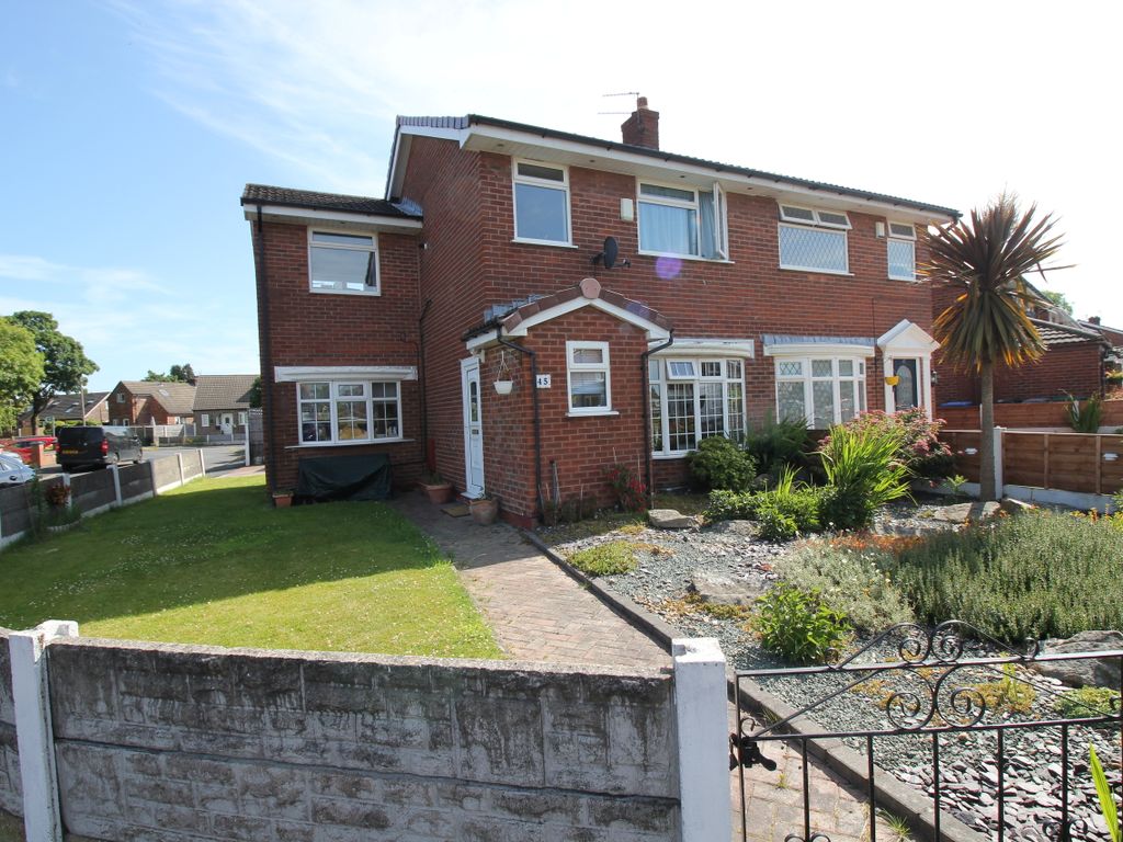 4 bed semi-detached house for sale in Arundel Avenue, Urmston, Manchester M41, £310,000