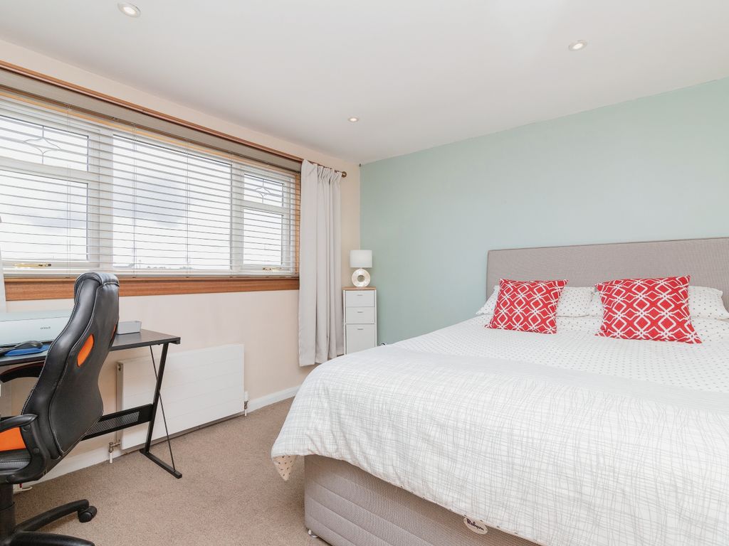 3 bed end terrace house for sale in Glen Clova, Glasgow G74, £159,995