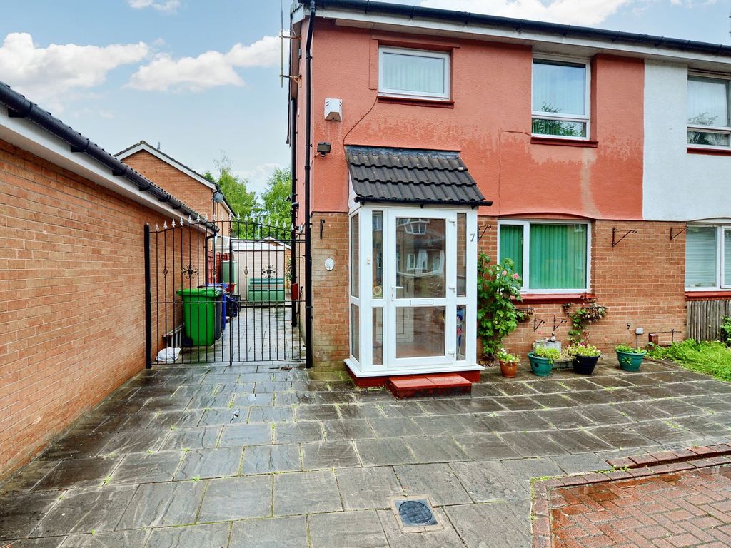 2 bed semi-detached house for sale in Givendale Drive, Manchester M8, £150,000