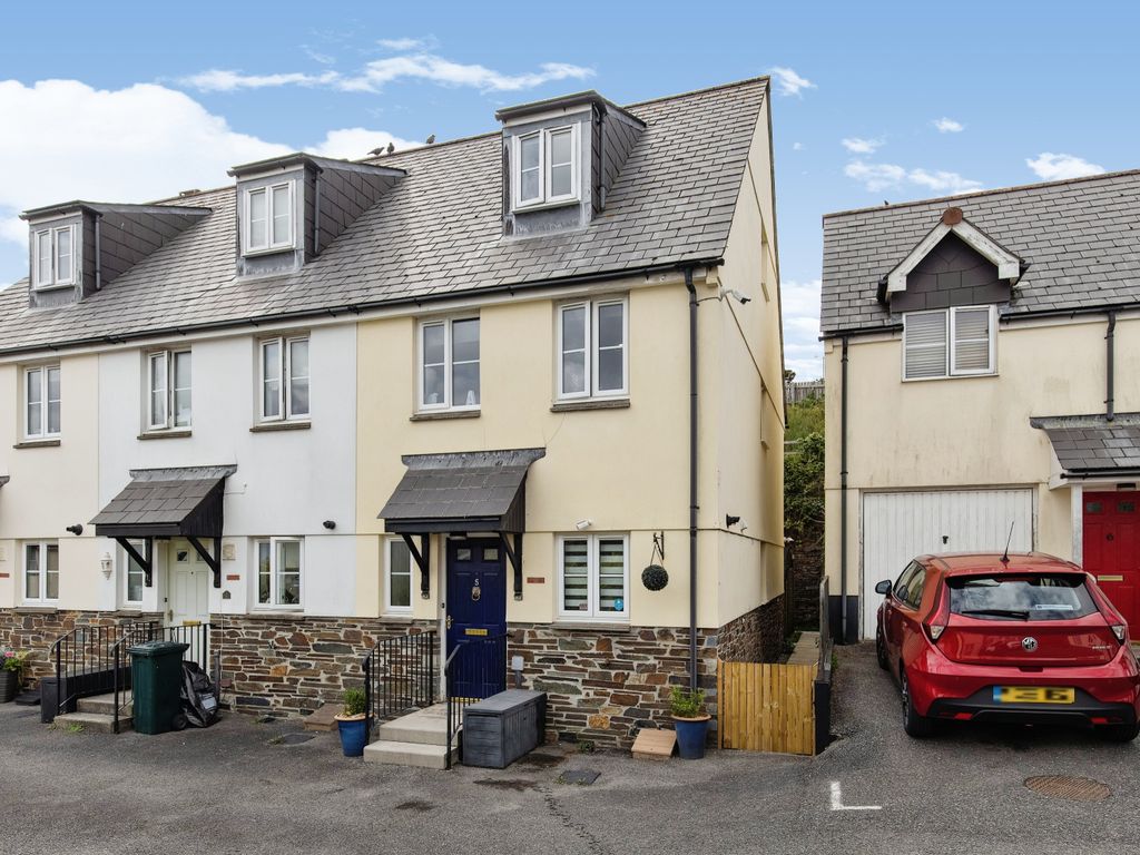 3 bed end terrace house for sale in Lamorna Park, St. Austell, Cornwall PL25, £280,000