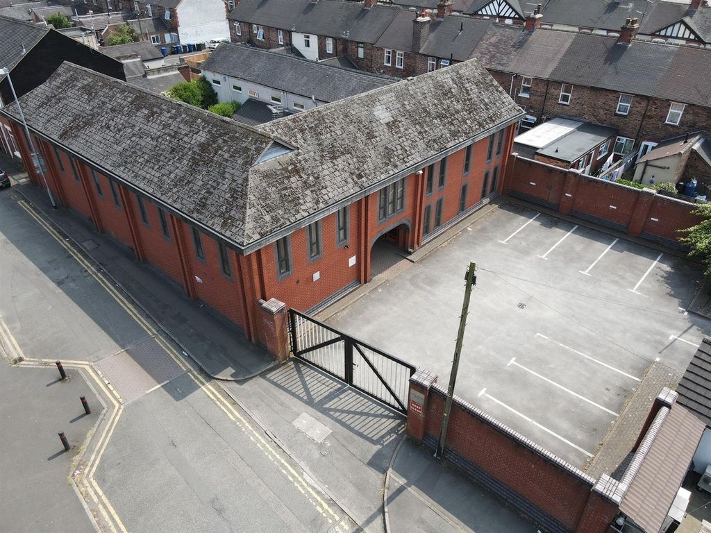 Office for sale in International House, Stubbs Gate, Newcastle-Under-Lyme ST5, £675,000