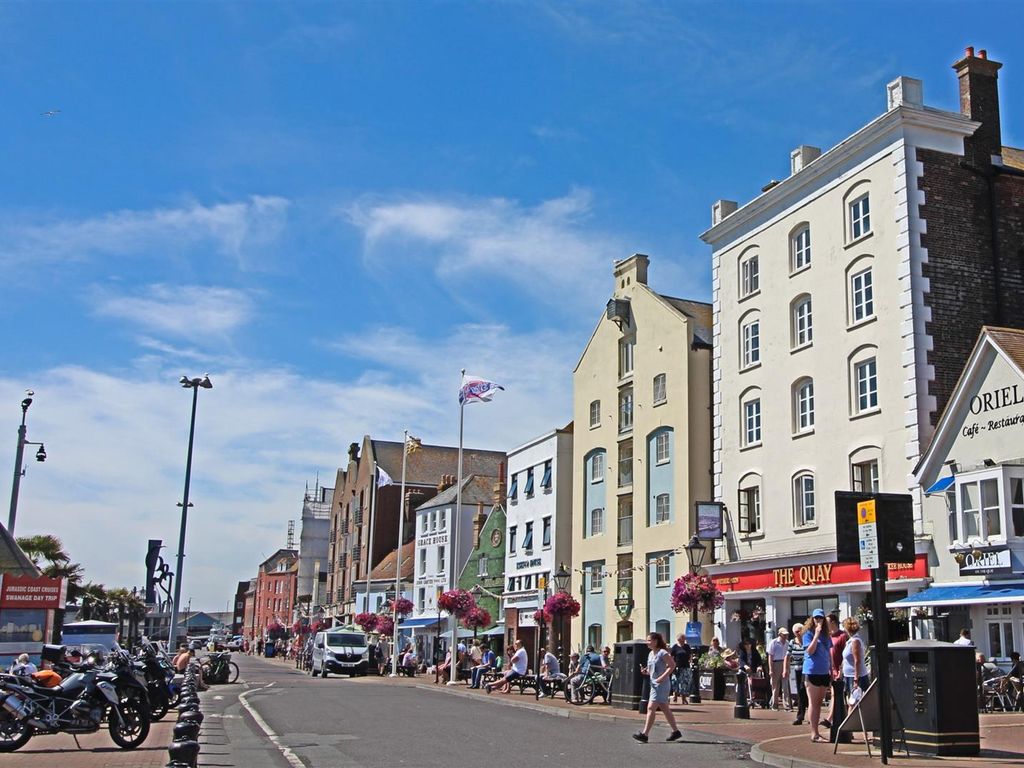 2 bed flat for sale in Orchard Plaza, 41 High Street, Poole BH15, £195,000