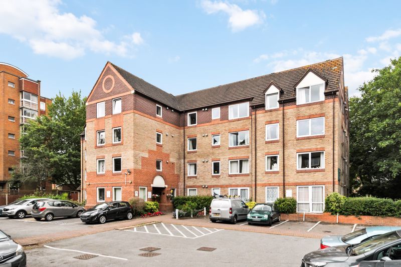 1 bed property for sale in Cedar Road, Sutton SM2, £110,000