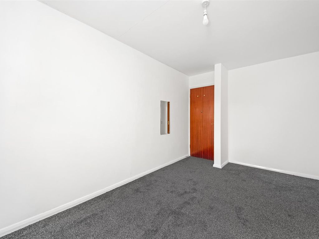 1 bed flat for sale in Flat 16, Andon Court, 198 Croydon Road BR3, £100,000