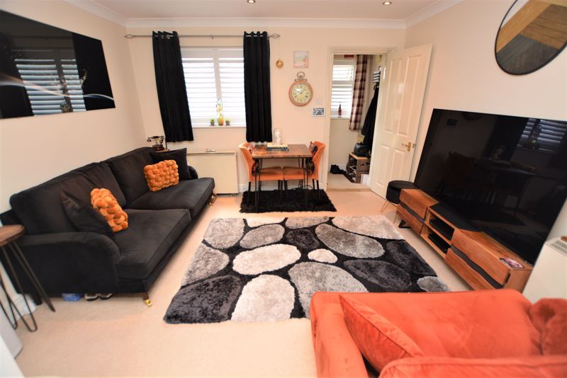 1 bed terraced house for sale in Uxbridge Road, Slough SL2, £275,000