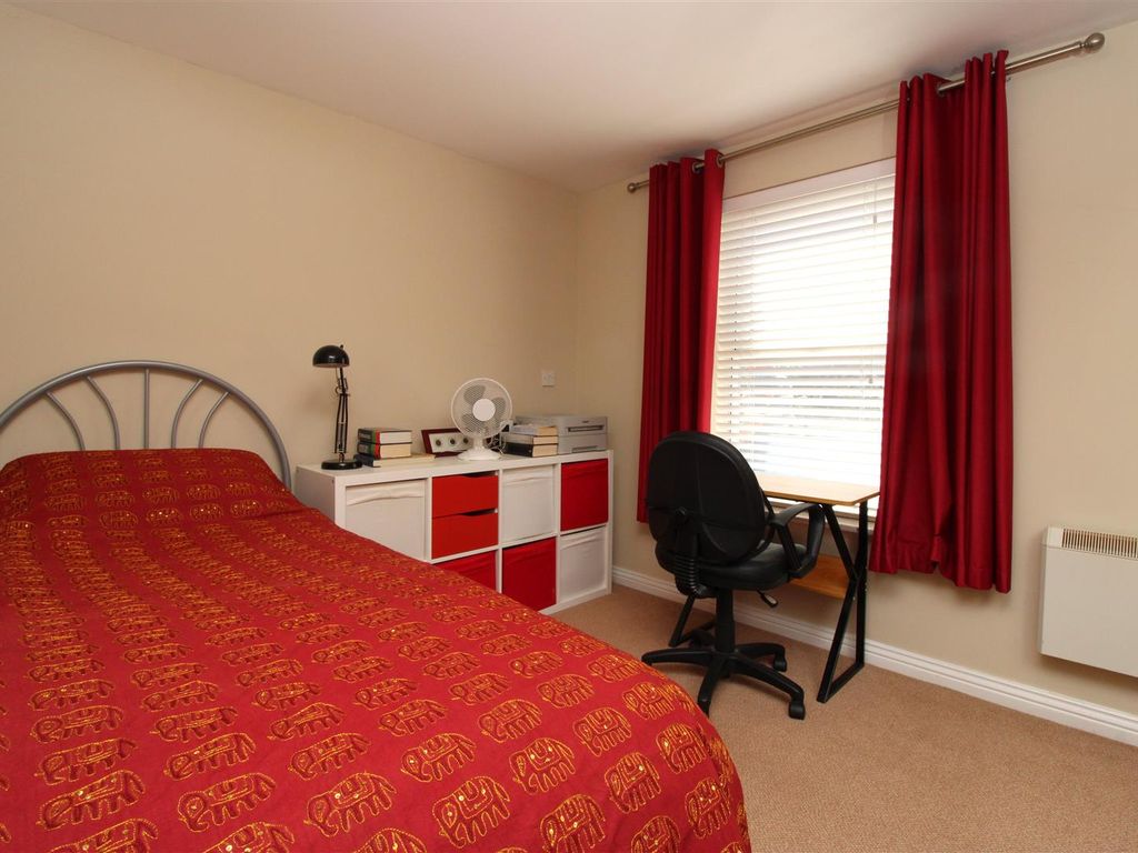 2 bed flat for sale in College Road, Crosby, Liverpool L23, £170,000