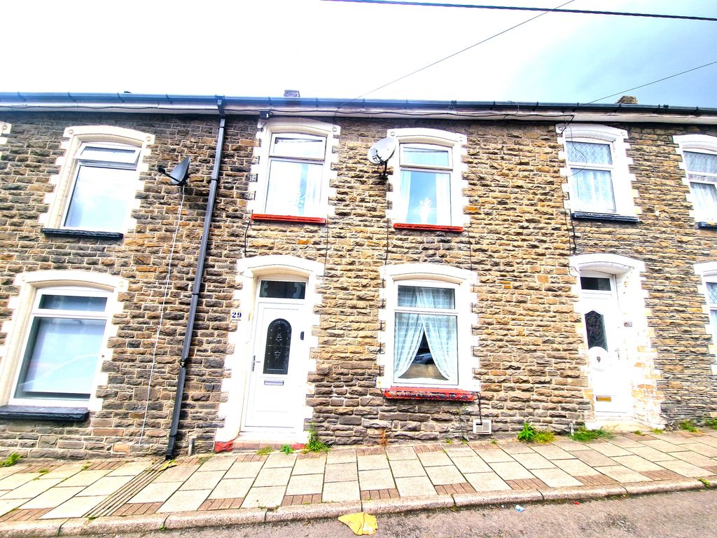3 bed terraced house for sale in Greenfield, Newbridge NP11, £155,000