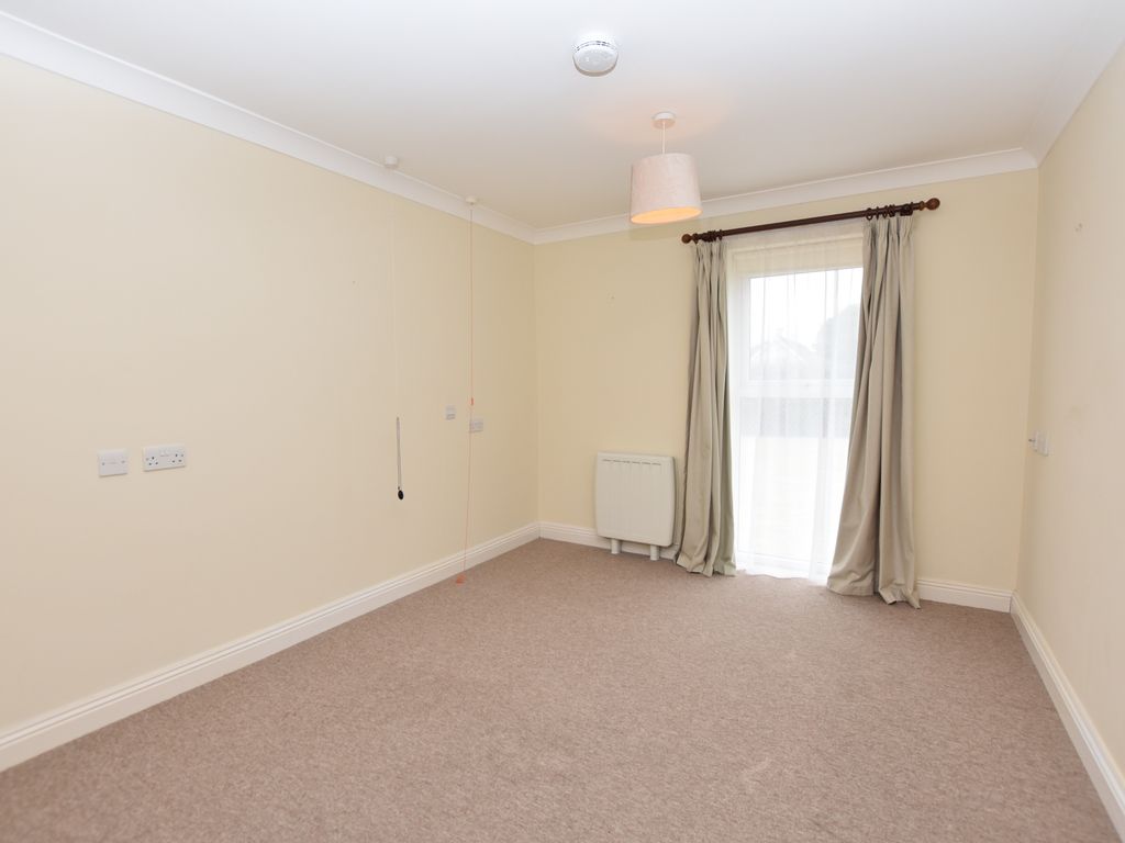 1 bed flat for sale in Janeva Court, Liskeard Road, Saltash PL12, £145,000