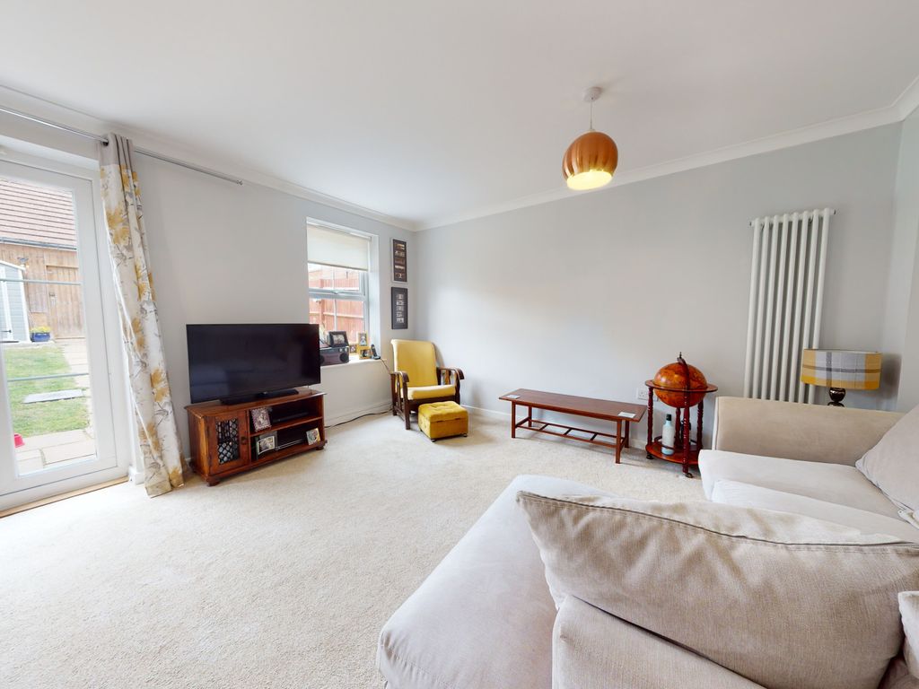 3 bed end terrace house for sale in Finn Farm Road, Kingsnorth, Ashford TN25, £325,000