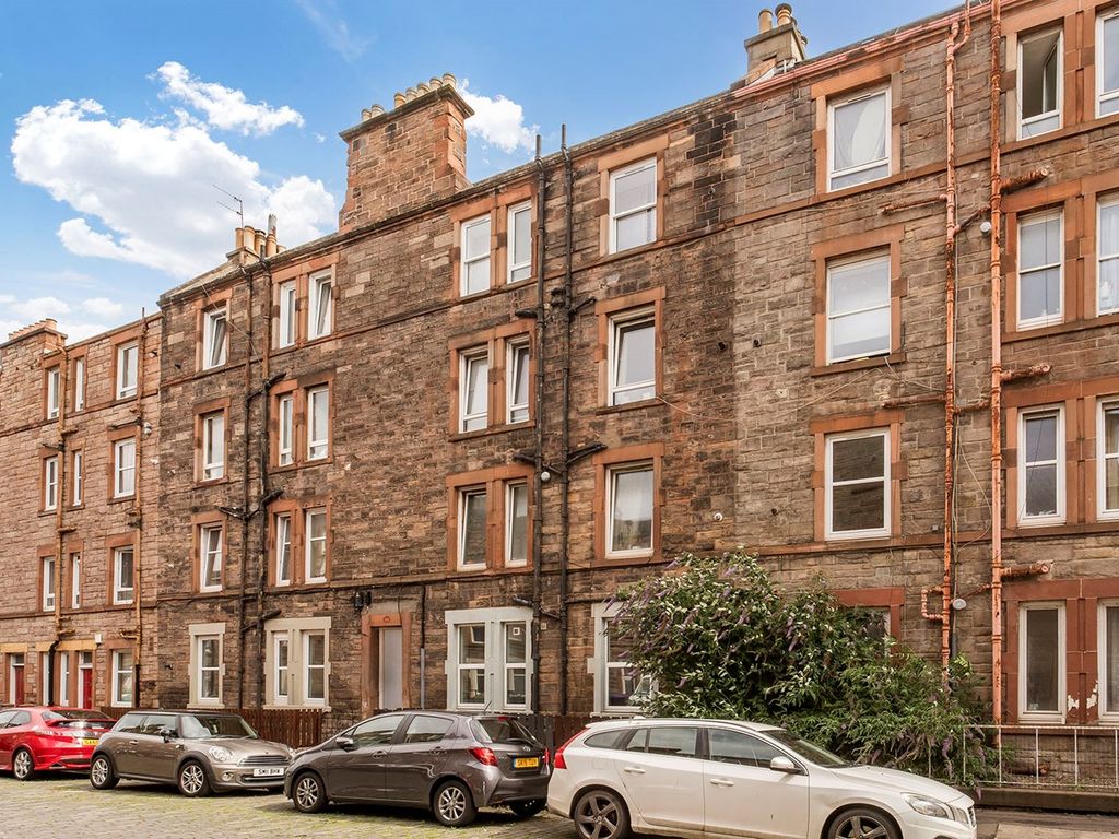 1 bed flat for sale in 10 Smithfield Street, Edinburgh EH11, £130,000