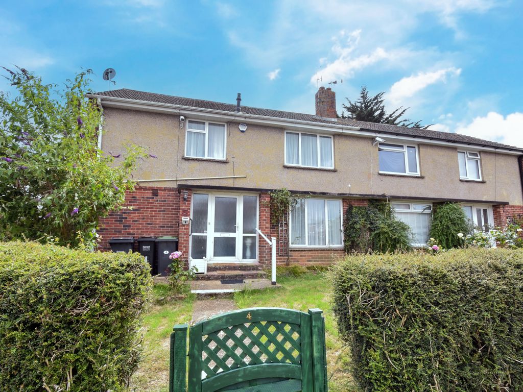 3 bed semi-detached house for sale in Laburnum Road, Waterlooville PO7, £300,000