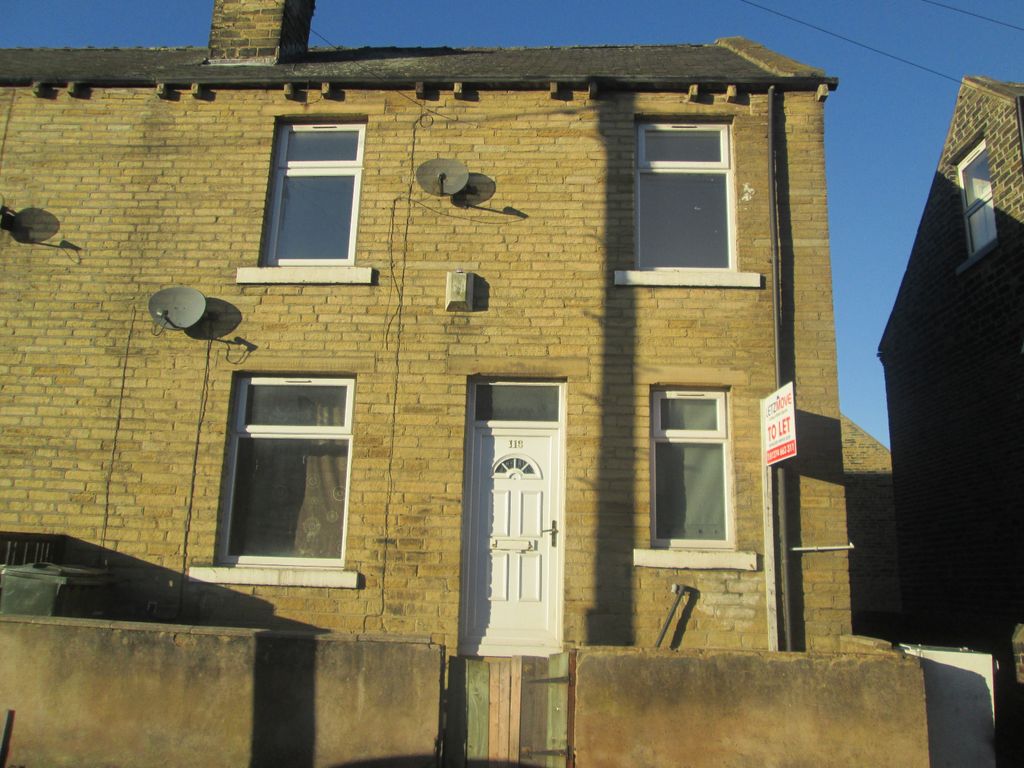 2 bed terraced house for sale in Leicester Street, East Bowling, West Yorkshire BD4, £69,000