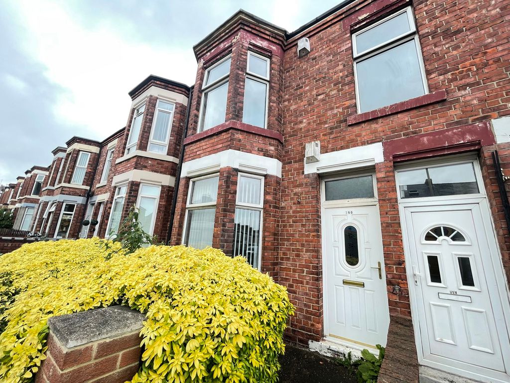 1 bed flat for sale in Stanhope Road, South Shields NE33, £65,000