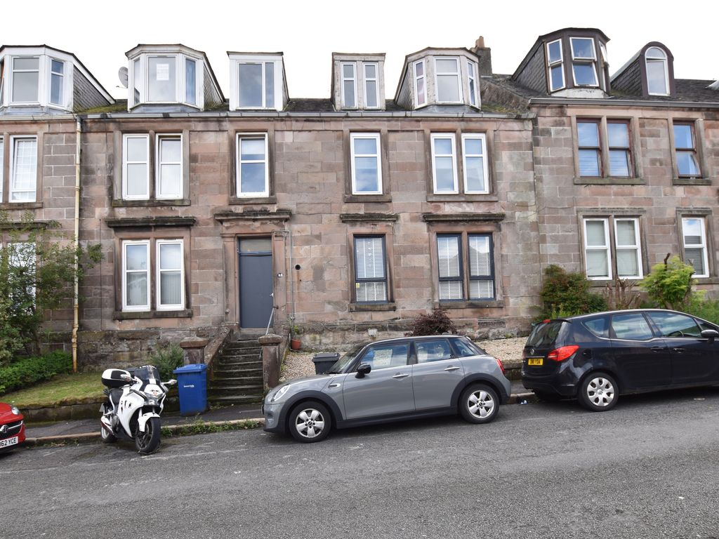 2 bed flat for sale in Royal Street, Gourock PA19, £70,000