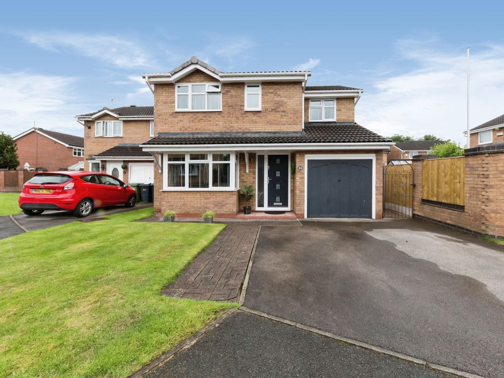 4 bed detached house for sale in Leven Avenue, Winsford CW7, £320,000