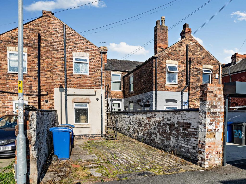 2 bed property for sale in Crosfield Street, Warrington WA1, £175,000