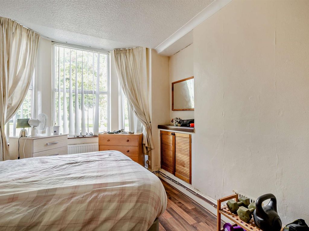 2 bed property for sale in Crosfield Street, Warrington WA1, £175,000