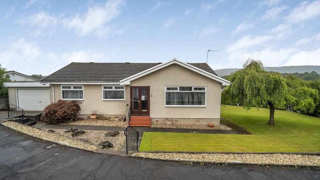 3 bed bungalow for sale in Linnhe Place, Erskine, Renfrewshire PA8, £259,995